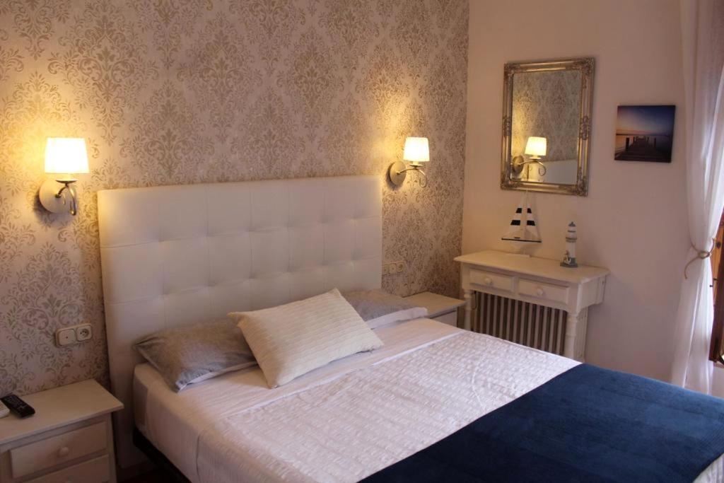 Hotel La Zubia , Granada エクステリア 写真