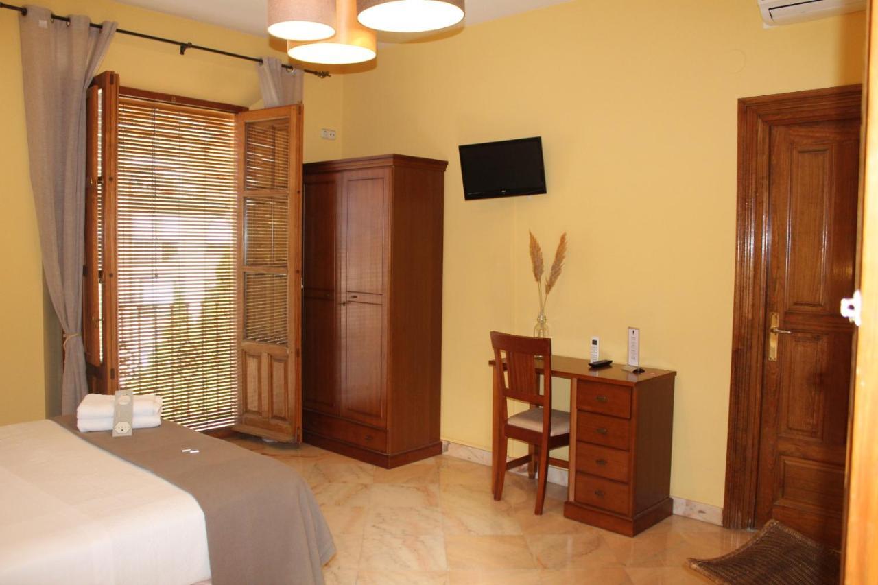 Hotel La Zubia , Granada エクステリア 写真